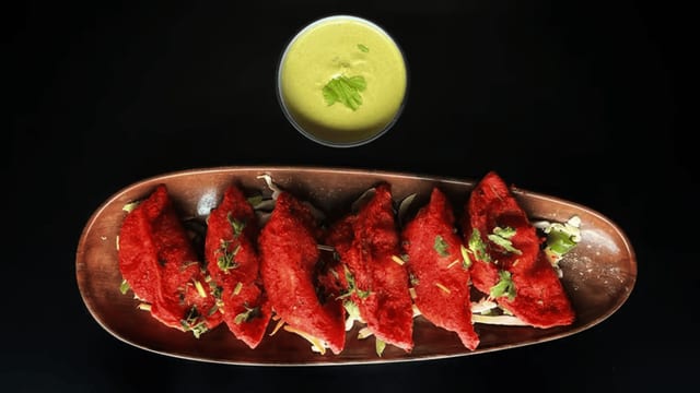 Tandoori Momos.
